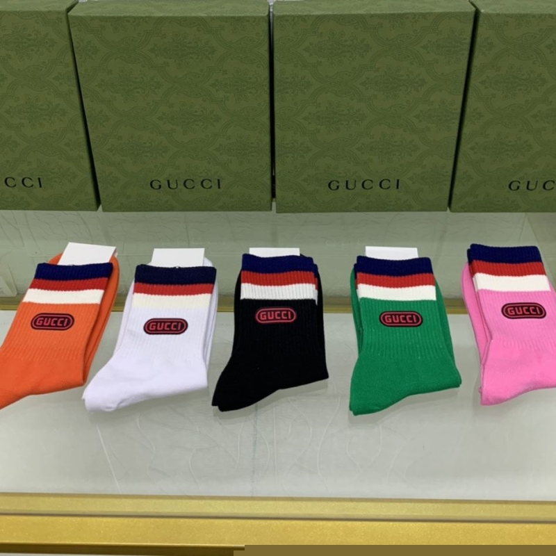 G*u*i socks